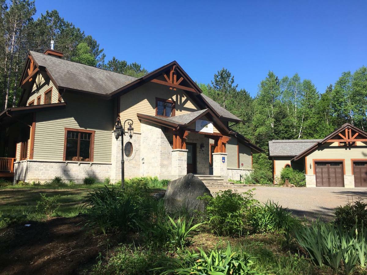 B&B Au Petit Marigot Mont-Tremblant Ngoại thất bức ảnh