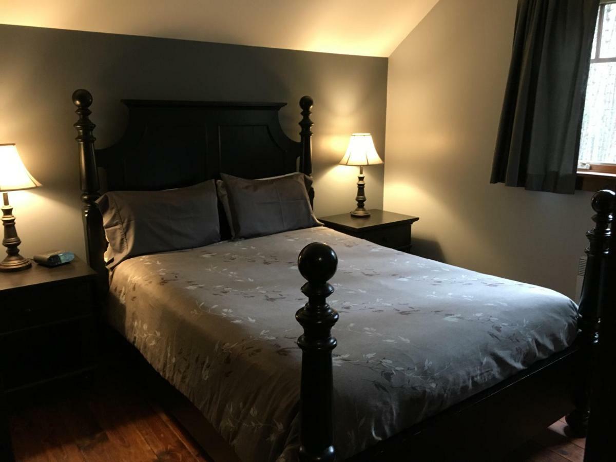 B&B Au Petit Marigot Mont-Tremblant Phòng bức ảnh